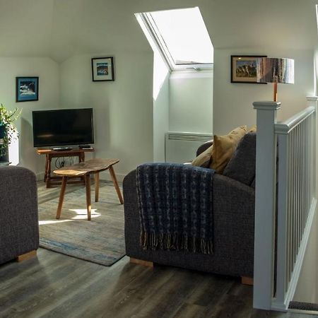 The Walk-Up Appartement Portree Buitenkant foto