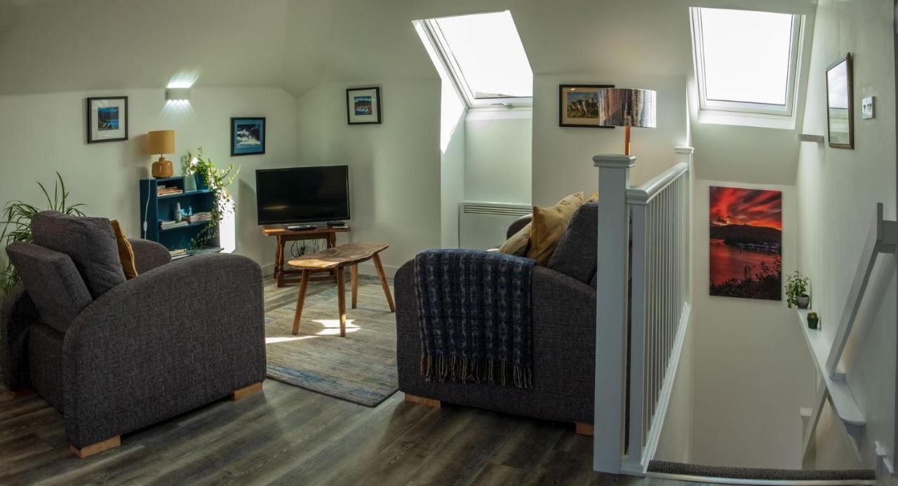 The Walk-Up Appartement Portree Buitenkant foto
