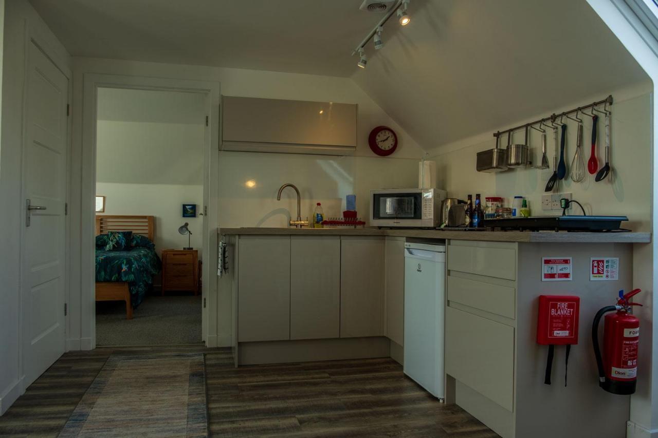The Walk-Up Appartement Portree Buitenkant foto